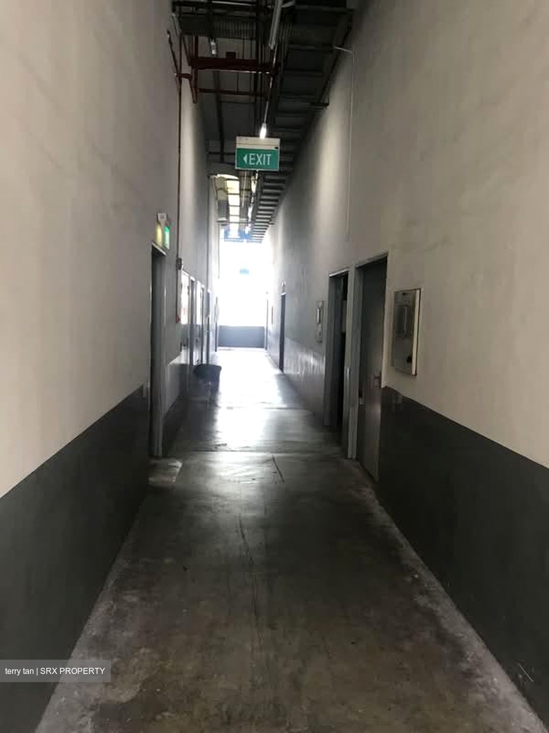 Heng Loong Building (D23), Factory #592828181